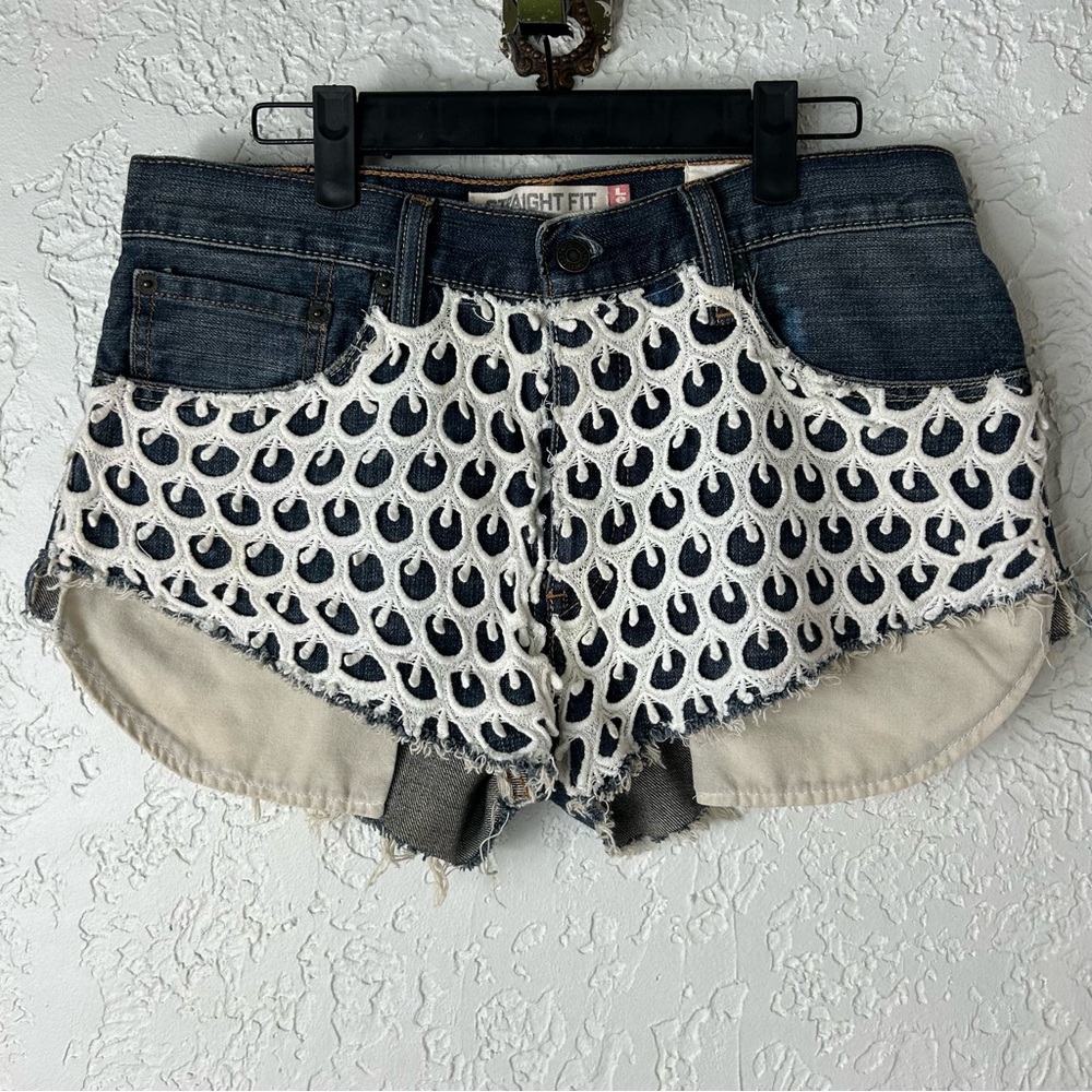 Urban Outfitters ~ Urban Renewal Upcycled Levi’s Lace Denim Shorts Size L